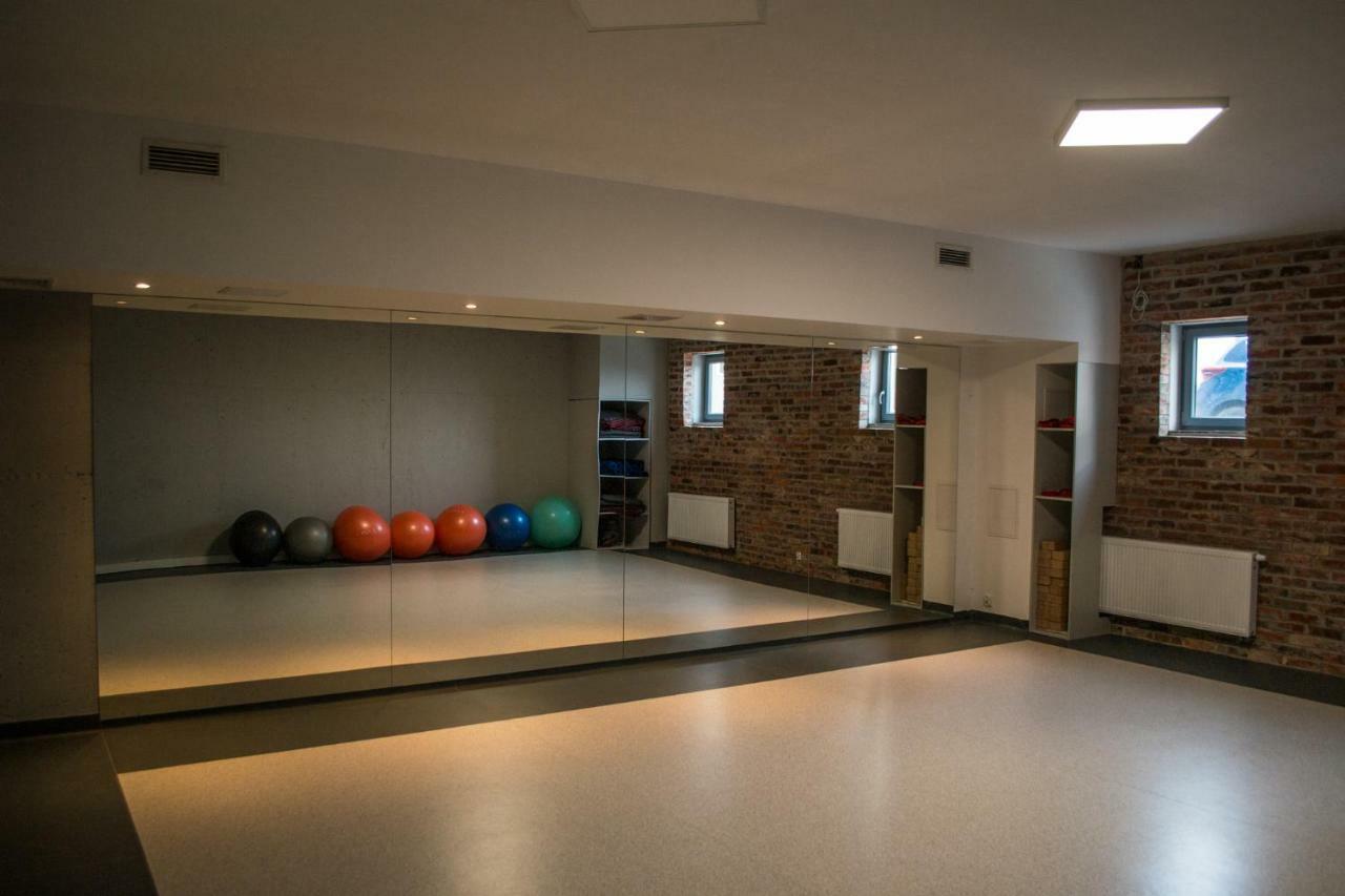 Zyczliwa Centrum Konferencyjno-Sportowe Wrocław Kültér fotó